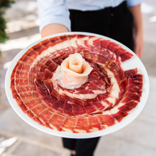 plato-jamon-cortado plato-jamon-cortado